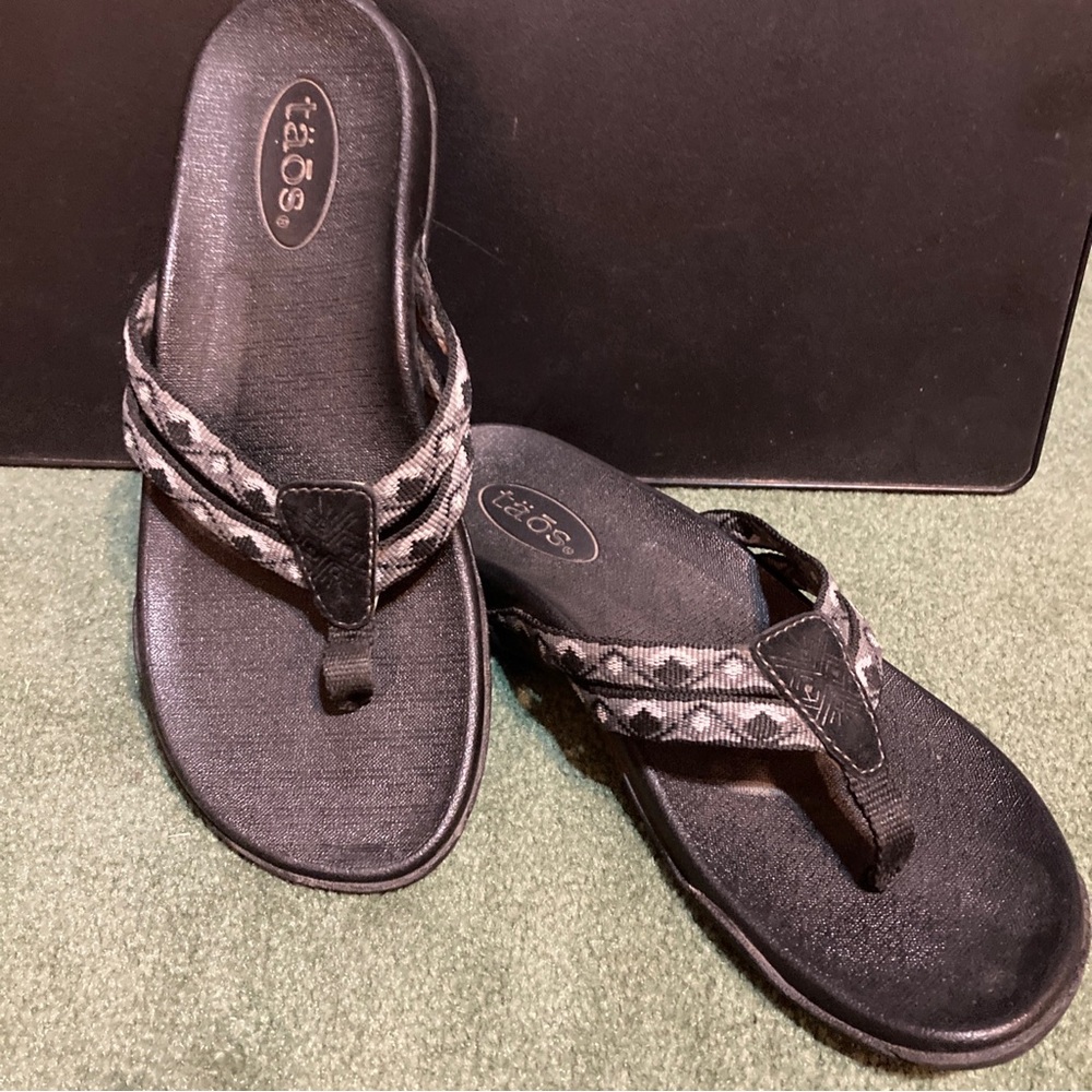 Taos Grey Flip Flop Sandals